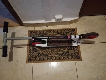 dievčenská kolobežka - 2