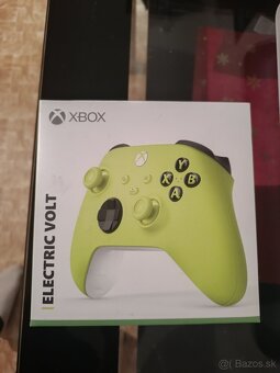 Xbox ovládač - 2
