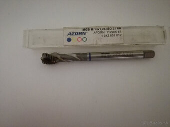 STROJNÝ ZÁVITNÍK KOBALTOVÝ - 2