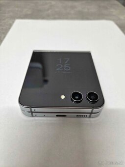 samsung galaxy z flip 5 - 2