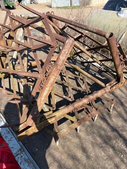 Brány male sklápacie - 2