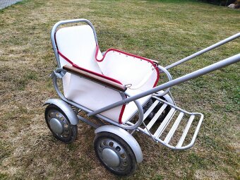 Starý športový kočík - 2