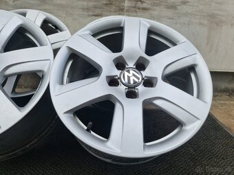 5X112 R17 AUDI 8,0J ET39 - 2