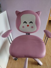 Ružová otáčacia stolička - 2