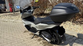 pcx 125 Jupiter Gray Pearl - 2