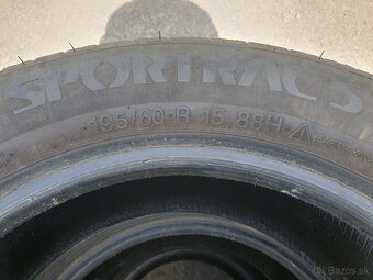 195/60 r15 vredestein - 2