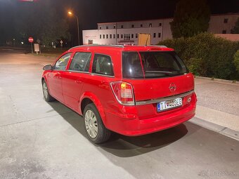 Opel Astra H - 2