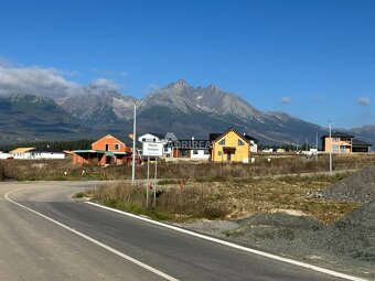 PREDAJ: Stav. pozemok s IS; 640 m2, Mlynica-Poprad, 120.000 - 2