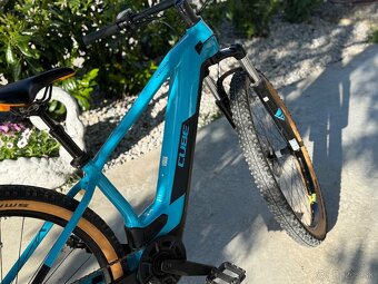 CUBE EBIKE 377 km malo jazdený - 2