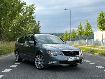 Škoda Superb Combi 2.0 TDI CR 140k Elegance - 2