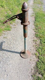 Ručná pumpa na vodu - 2