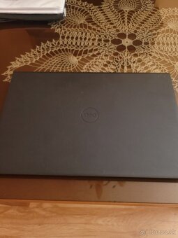 Dell Vostro 3515 - poškodený, no má nové diely - 2