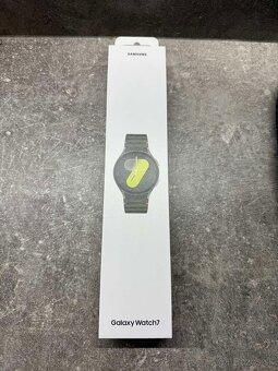 Samsung galaxy watch 7 LTE - 2