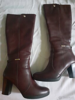 Predam hnede kožené čižmy velkosť 38 - 2