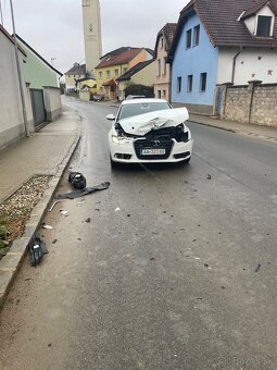 Predám havarovanú audi a6 3.0 tdi Airbag OK Motor OK - 2