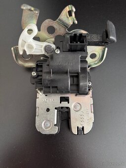 Zámok otvárania kufra Volkswagen - 2