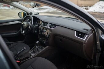 Škoda octavia 3 scout 4x4 2.0 TDi - 2