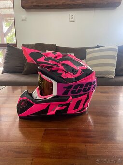 Motocross prilba, - 2