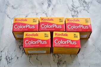 Nikon SK-7, filmy Kodak Color, púzdra a ďalšie - 2