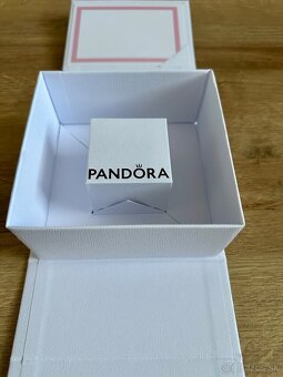 Originálny zlatý prsteň Pandora - 2