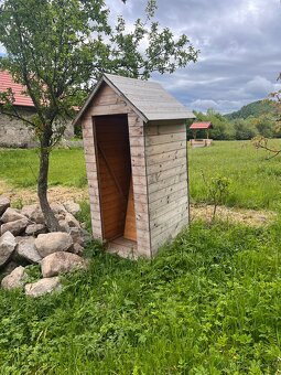 Záhradný domček na náradie, alebo suché wc - 2