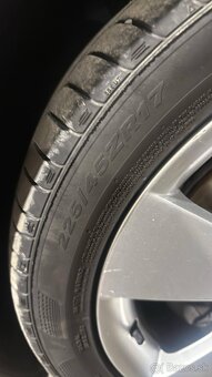 Predám letnú sadu kolies 225/45/R17 Originál Škoda 5x112 - 2