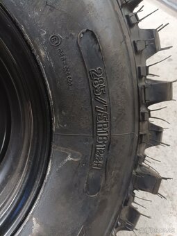 Nissan patrol disk + pneu - 2
