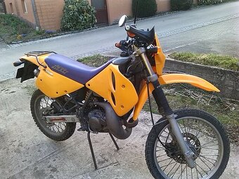 Kúpim plasty KTM 125 Lc2 - 2