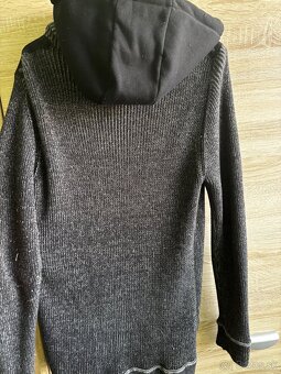 Štrikovaný sveter na zips - 2