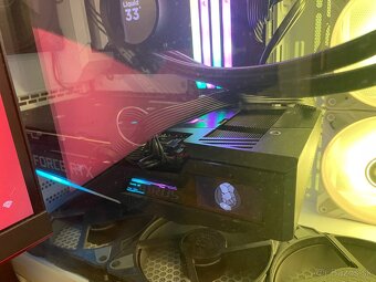 Rtx 3070 aorus Master z LCD 8gb - 2