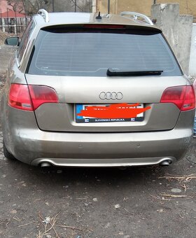 Predám Audi a4b7 2liter 125kw - 2