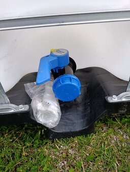 Ibc kontajner 1000l - 2