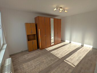 1 izb. Humenská, Terasa, OV, 3p, čiast.upravený, kúpou voľný - 2