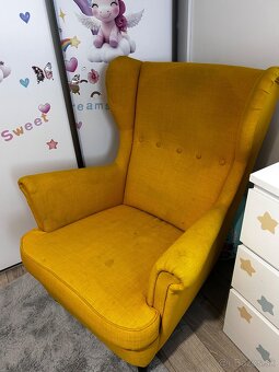 Usiak kreslo Ikea Strandmon zlte - 2