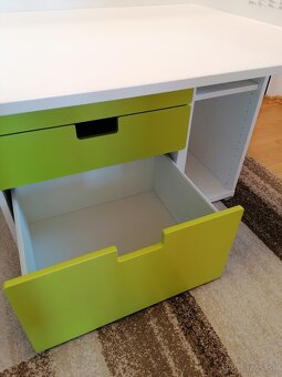 Prebaľovací pult - 2