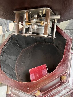 Gramofón na šelakové platne - 2