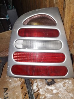 Zadné svetlá Octavia 1 - 2
