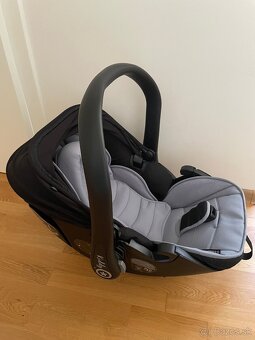 Predam vajicko do auta. - 2