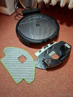 Robotický vysavac roomba combo - 2