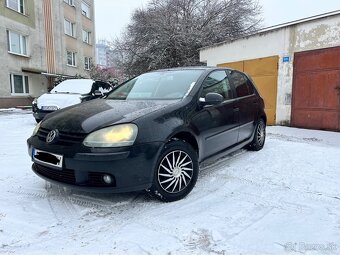 Volkswagen Golf 5 - 2