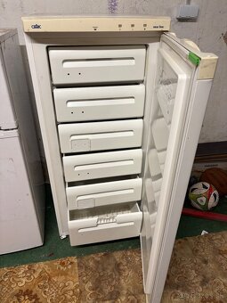 Mraznička Calex - 2