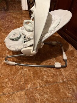 Detské vybračne lehátko - 2