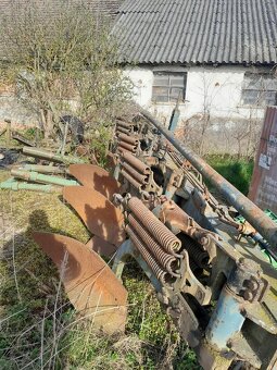 Predám Pluchy PH1-422 - 2