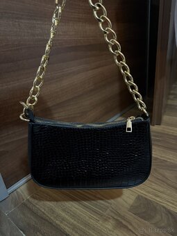 Čierna kabelka - 2