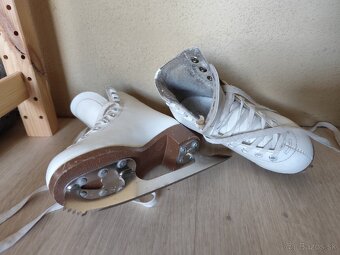 Dievčenské korčule Peggy zn.Botas v.28 - 2