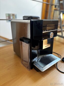 Automatický kávovar SIEMENS EQ.9 s300 - 2