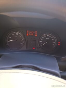 Clio 2 - 2