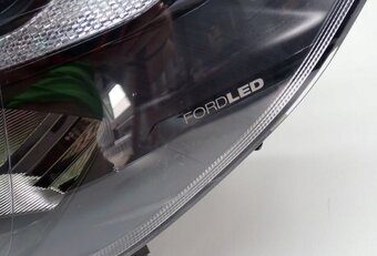 ford transit custom svetlo full led 2023+ - 2