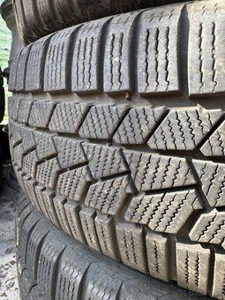 205/60 R16 zimne Continental - 2