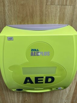 Defibrilátor Zoll AED Plus - 2